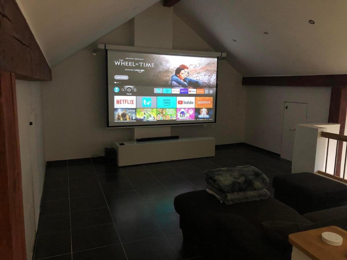 Cozy 120M² Apartment With 3 Bedrooms And 1 Home Cinema Useldange Экстерьер фото